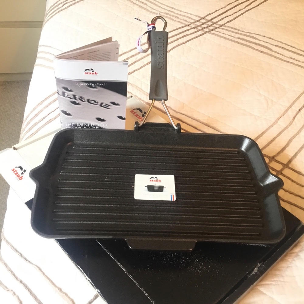 NIB STAUB Cast Iron Black Rectangular Folding Grill with Silicone Handle - Picture 8 of 9
